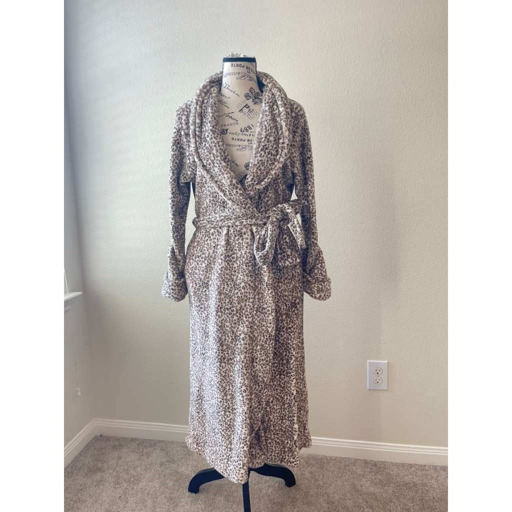 Oscar de la Renta Leopard Print Plush Long Robe Shawl Collar S/M Tan Brown
